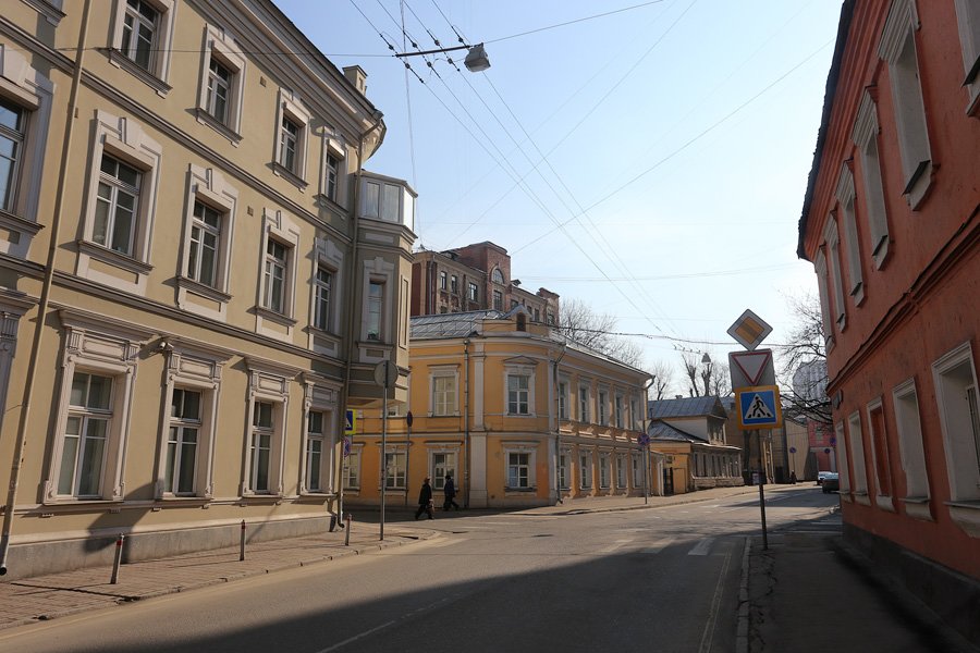 Улица Малая Полянка